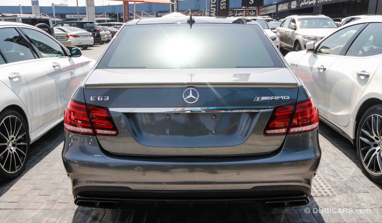 مرسيدس بنز E 63 AMG S