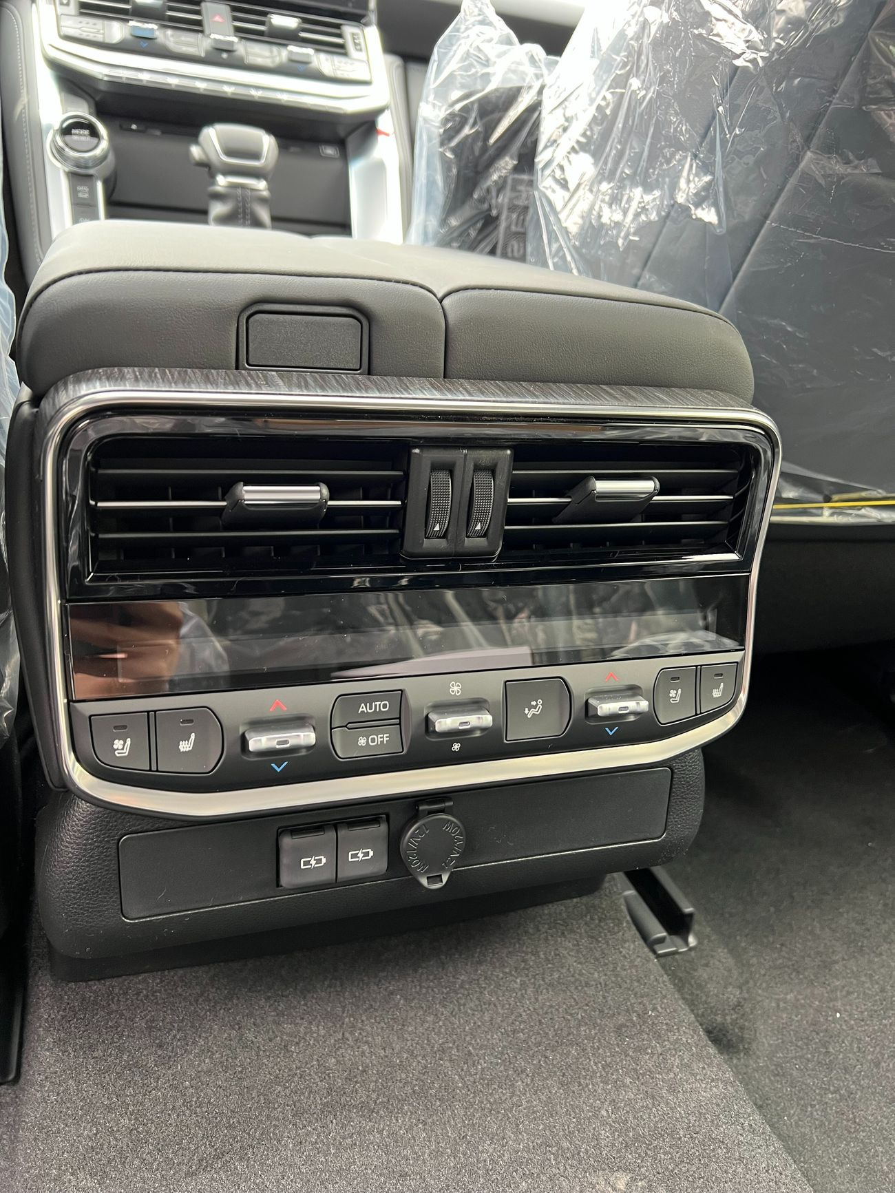 Toyota Land Cruiser 3.5L Petrol VXR (ZX) 7 seater