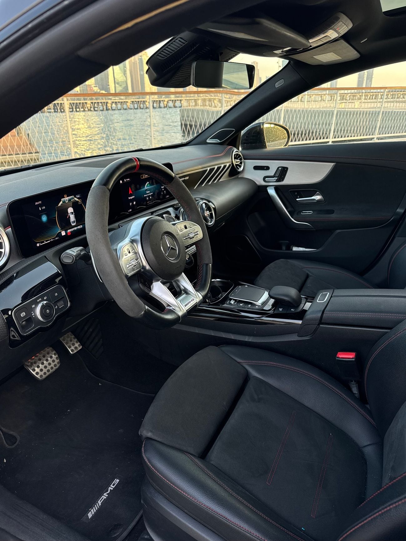 مرسيدس بنز CLA 35 AMG