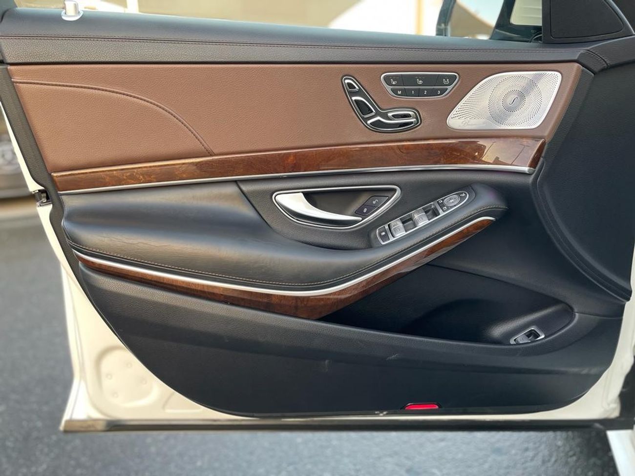 مرسيدس بنز S 500 AMG