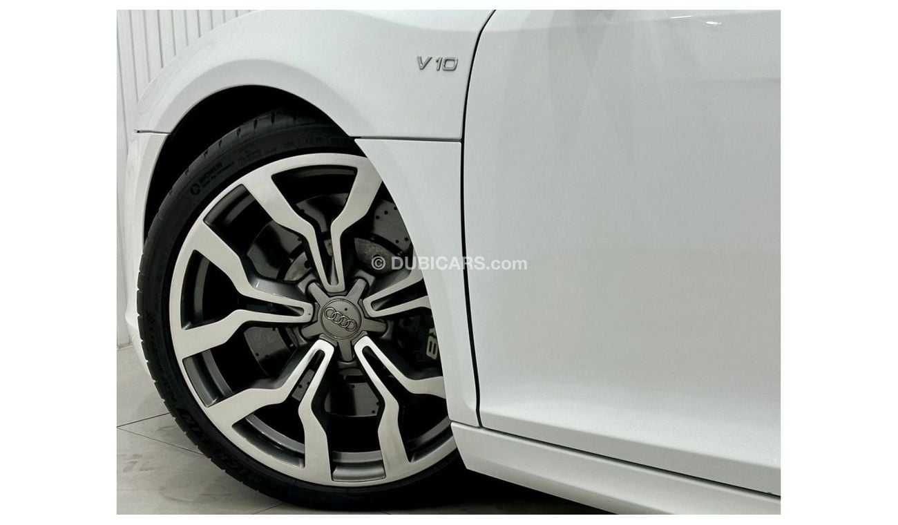 Audi R8 V10 Plus 2013 Audi R8 Carbon Edition V10, Service History, Low Kms, GCC