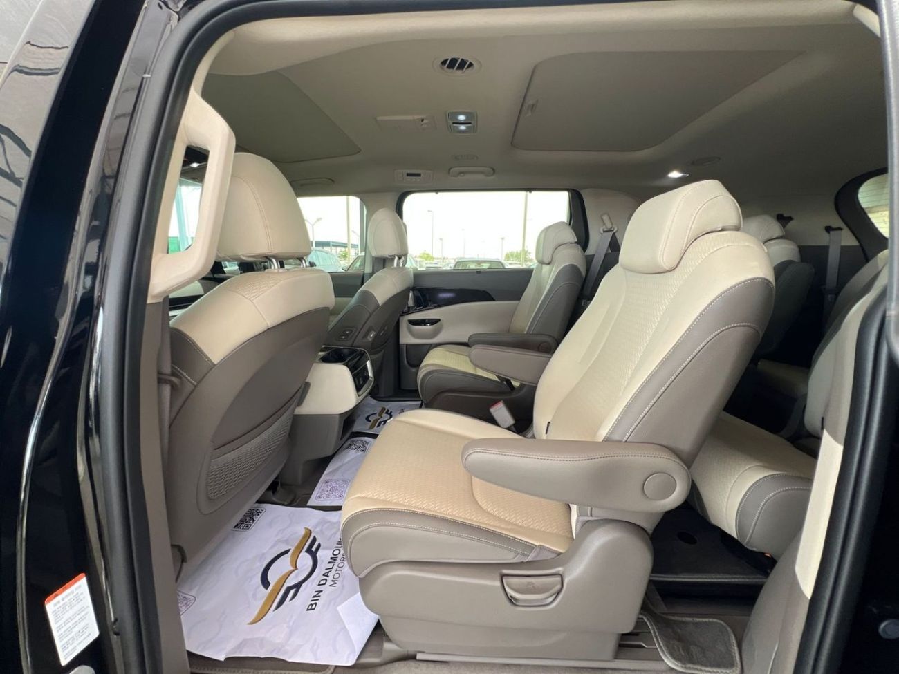 Kia Carnival SXL 3.5L