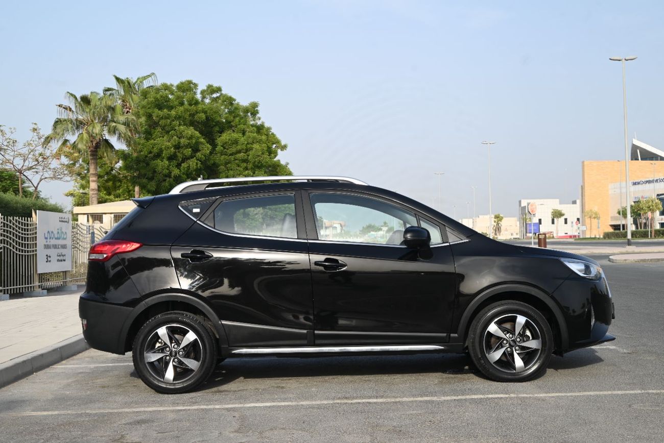 JAC S3 Plus EMI 550 AED - JAC WARRANTY 2028 - JAC S3+ - APPLE CARPLAY - ORIGINAL PAINT - GCC