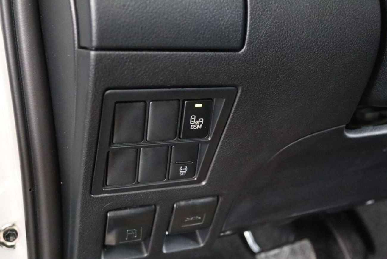 Toyota Hilux 2025 HILUX 2.7 4X4 AT **EXPORT ONLY**التصدير فقط خارج الخليج***