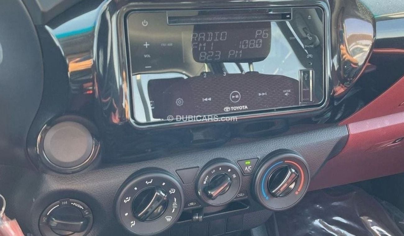 Toyota Hilux Toyota Hilux 2.7L M/T Basic