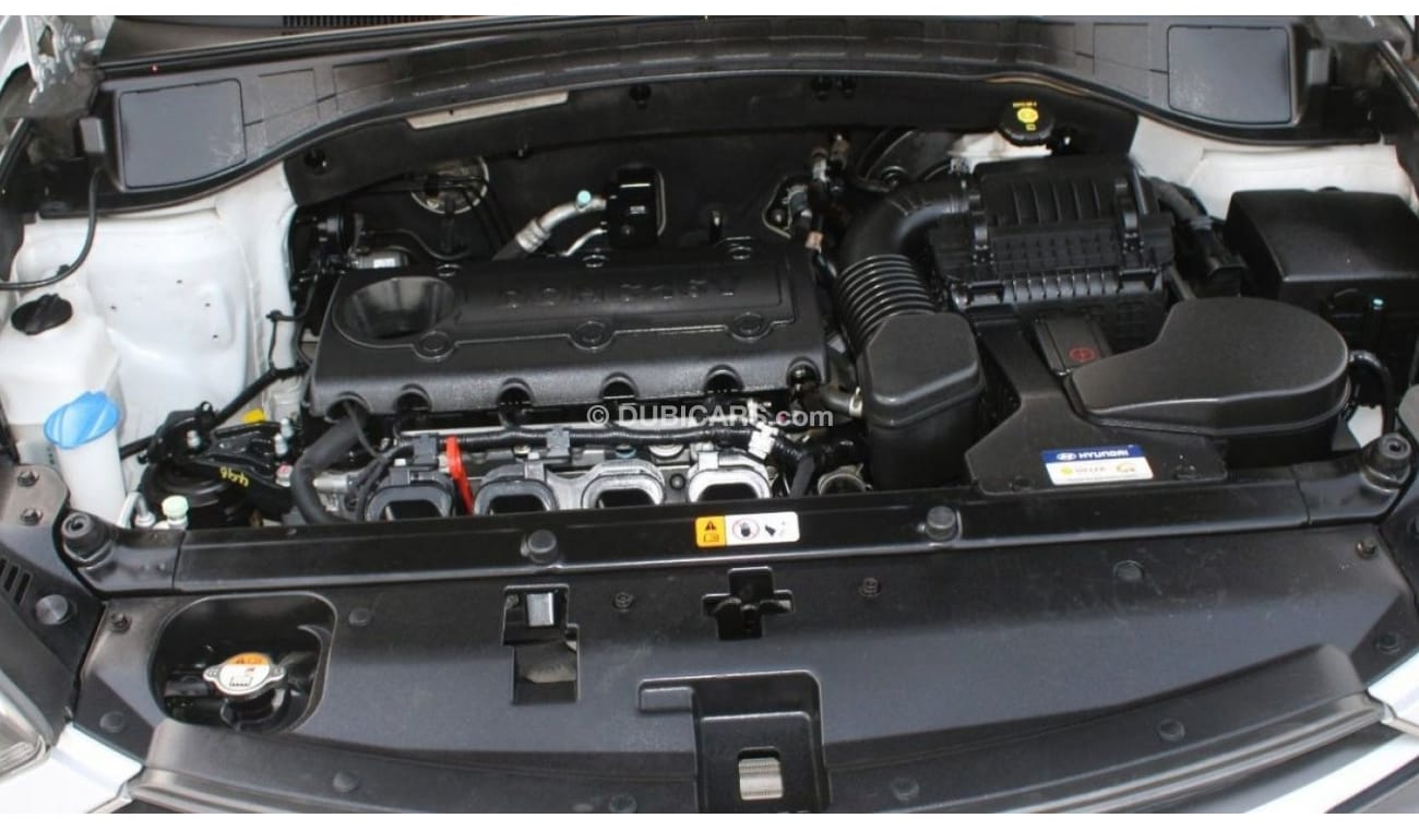 هيونداي سانتا في هيونداى سنتافى 2018 فضي 2.4 خليجي بحالة ممتازة بدون حوادث