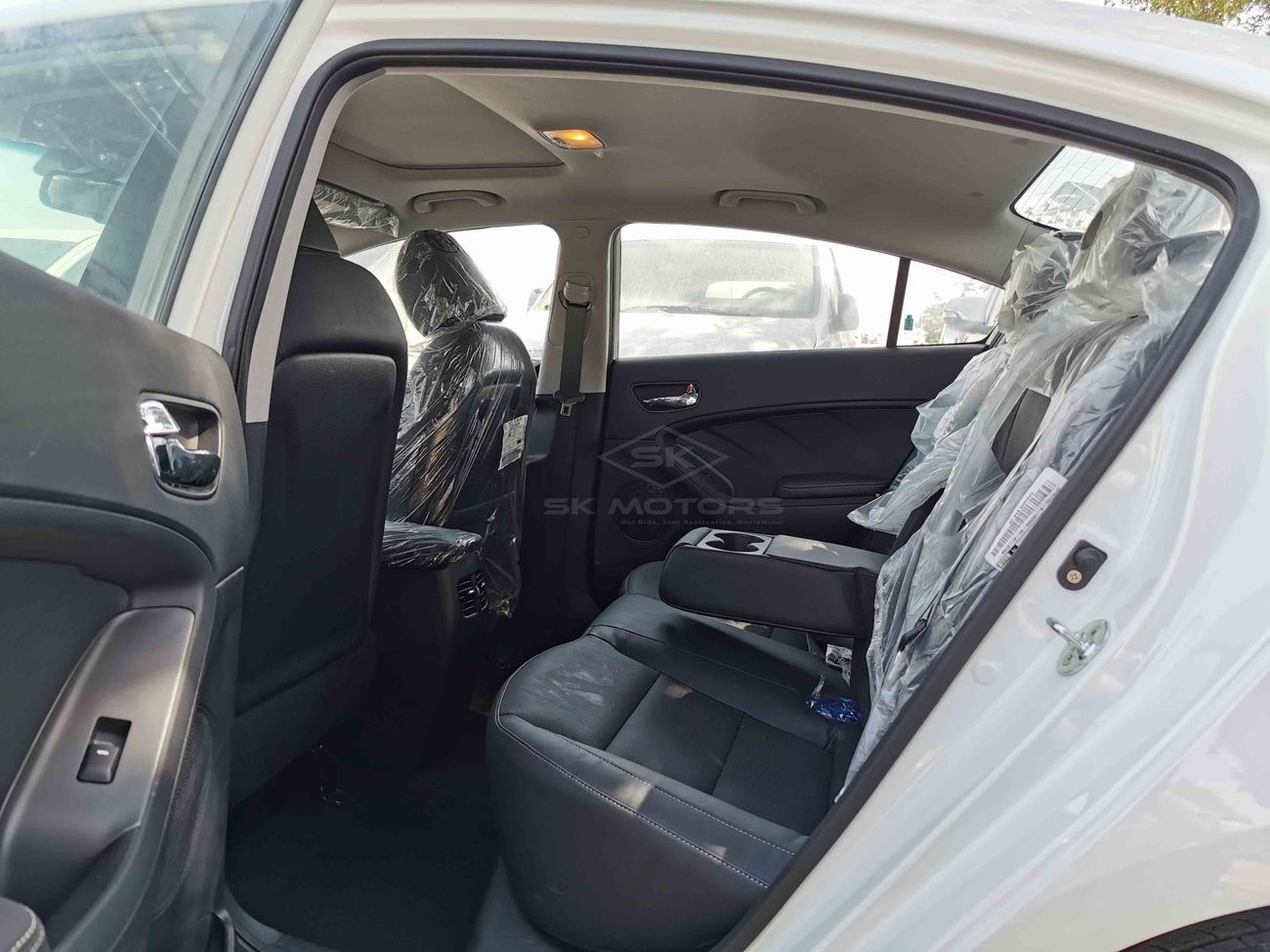 Kia Cerato 2.0L, Sunroof, Alloy Rims 17'', Push Start, Leather+Power+Memory Seats, Rear Camera, CODE - 7955