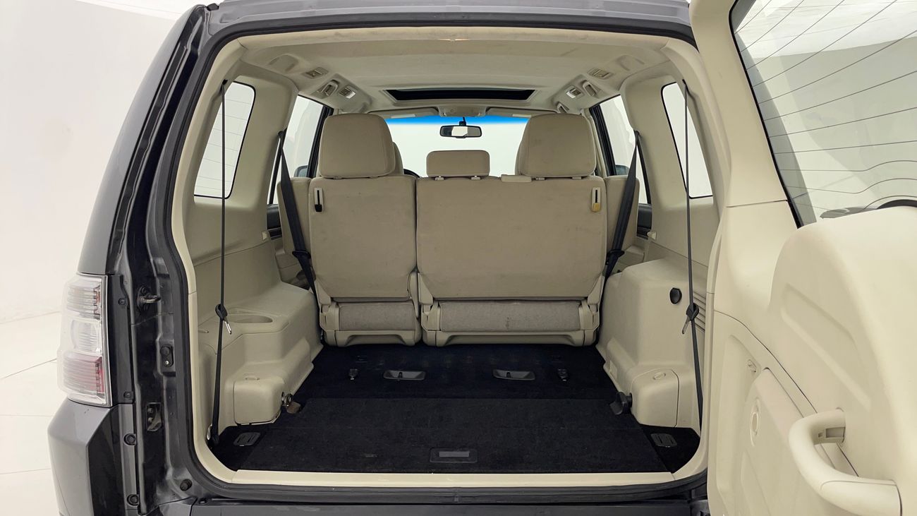 ميتسوبيشي باجيرو GLS MIDLINE 3 | بدون دفعة مقدمة | اختبار قيادة مجاني للمنزل