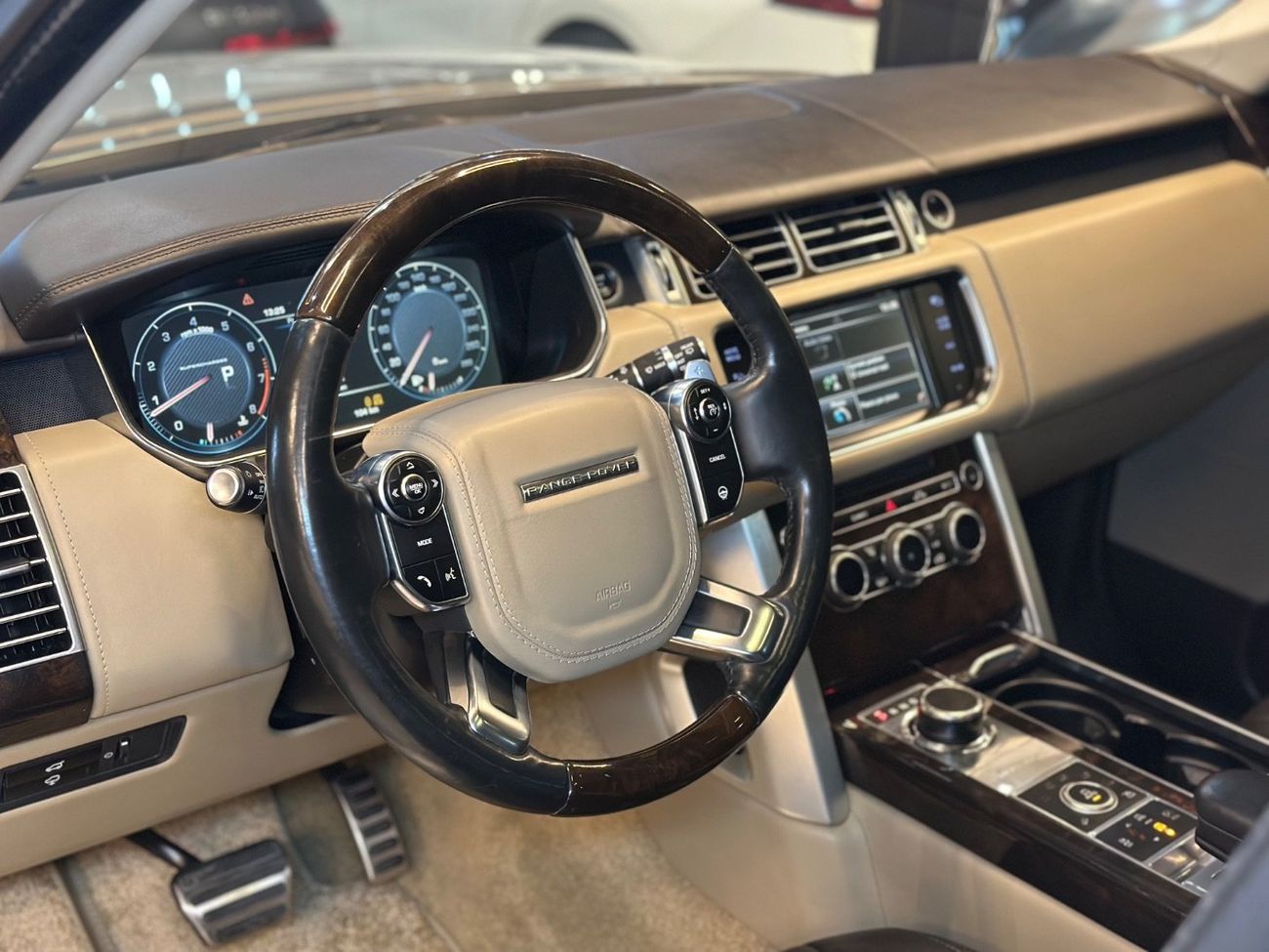 لاند روفر رينج روفر Autobiography 5.0L (375 HP)