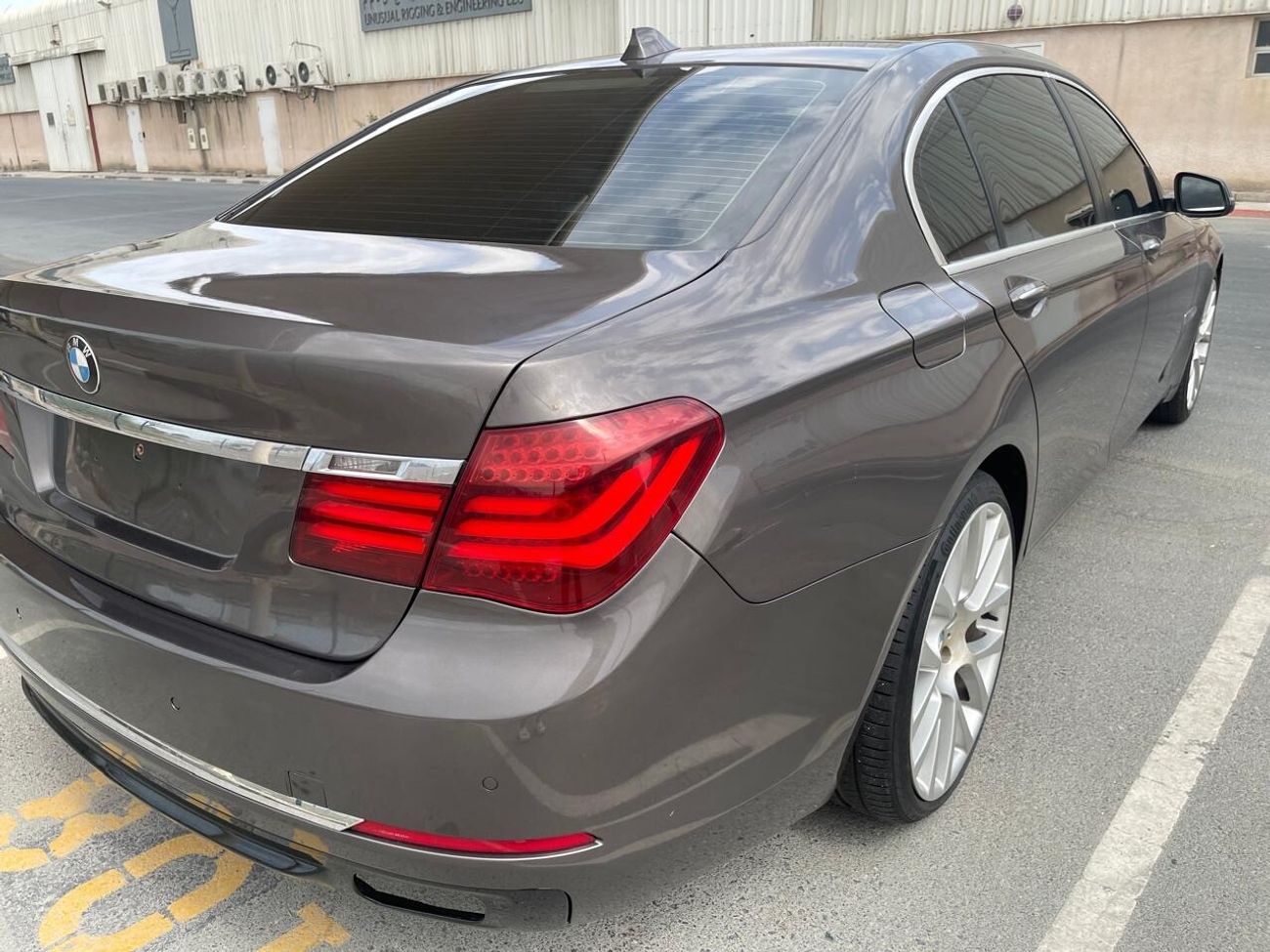 BMW 750Li Exclusive 4.4L