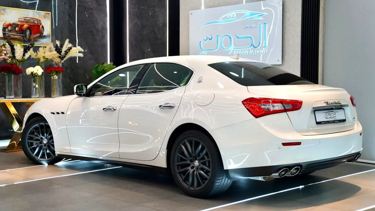 Maserati Ghibli BEST WHITE S Q4 V6 || TOP RANGE || GCC || RED INTERIOR || ACCIDENT FREE ||