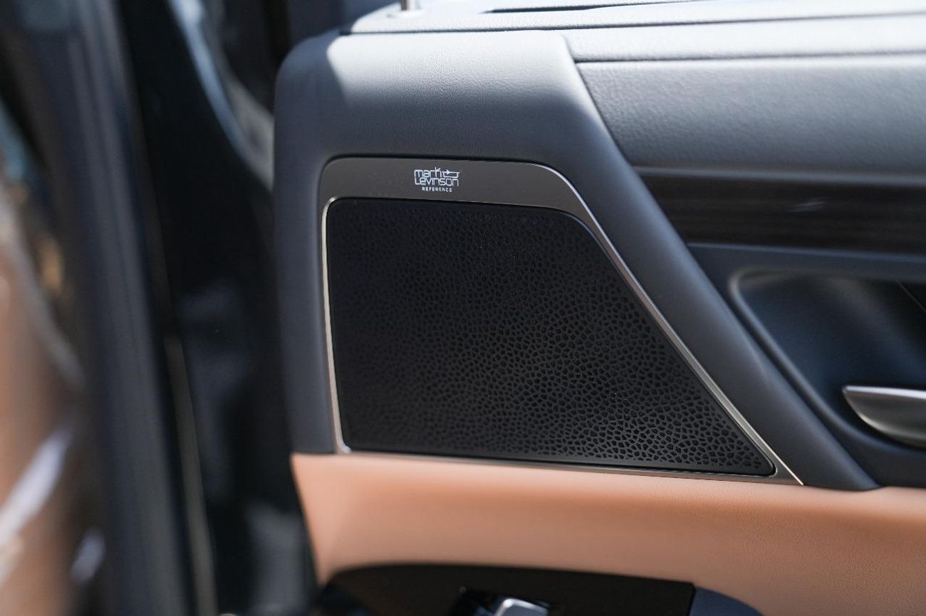 Lexus LX 700h Signature 3.5L FULL MARK LEVINSON SPEAKERS