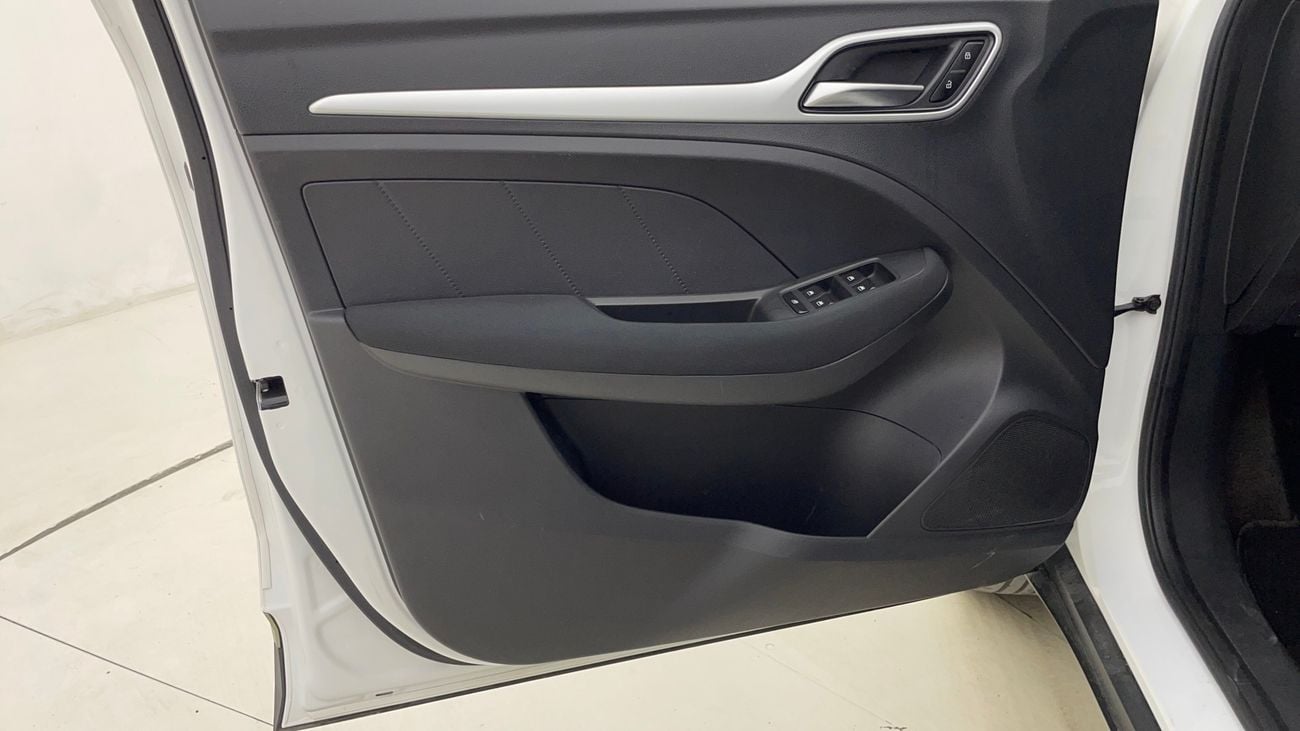 MG ZS STD 1.5 | Zero Down Payment | Home Test Drive