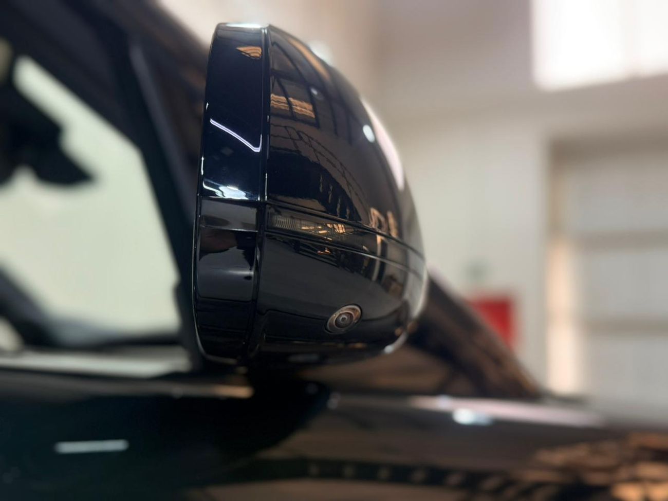 لاند روفر رينج روفر P530 SE