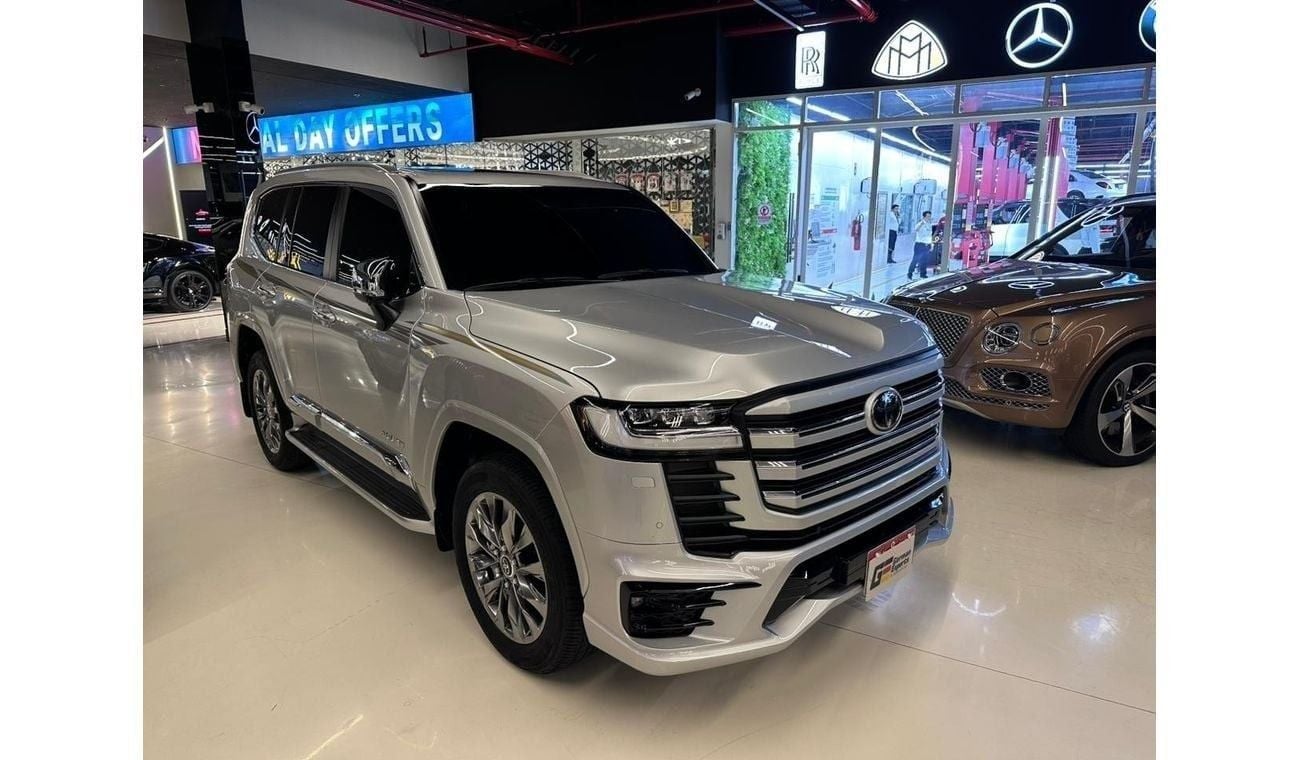 تويوتا لاند كروزر VXR 3.5L 2024 TOYOTA LAND CRUISER VX-R / 5 years ALFUTTAIM warranty