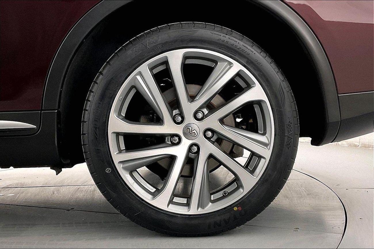 Infiniti QX50 Luxury | 1 year free warranty | 0 down payment | 7 day return policy