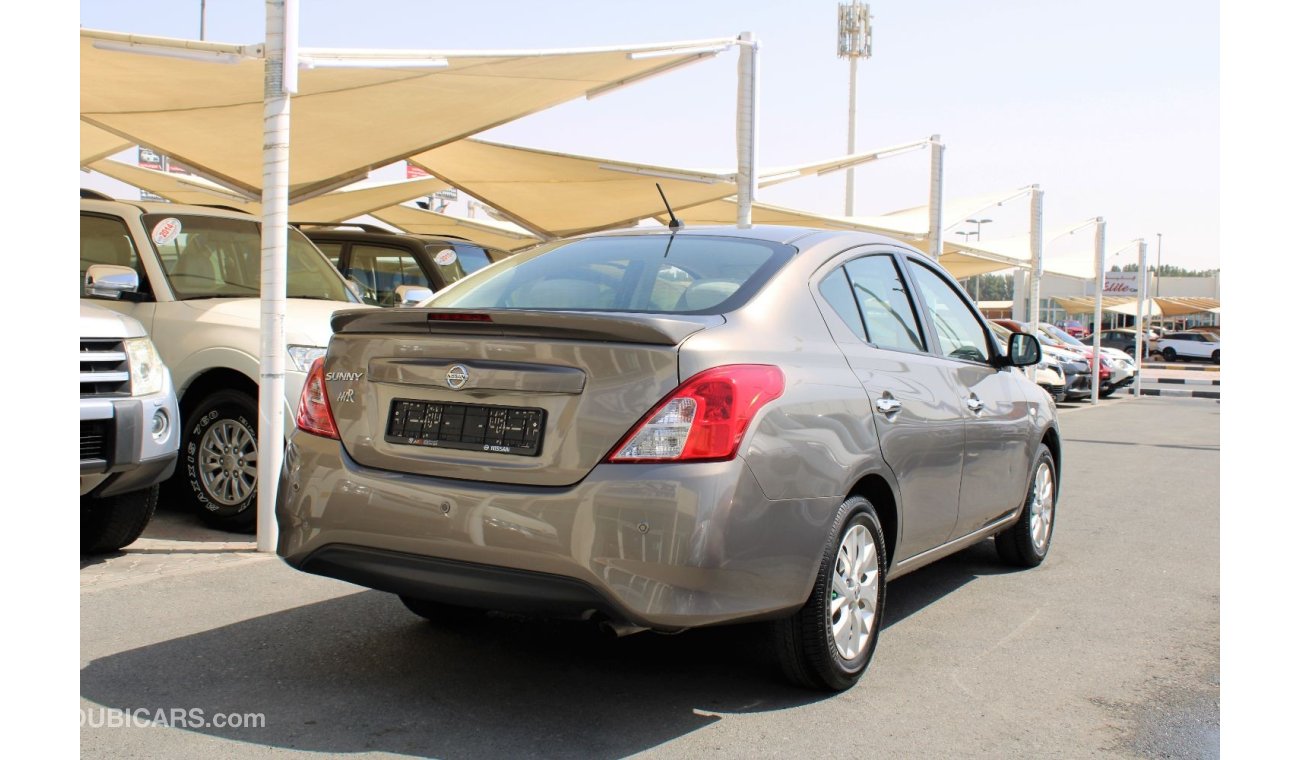 Nissan Sunny FULL OPTION  - 2 KEYS - ORIGINAL COLOR - ACCIDENTS FREE GCC SPECS - CAR IS IN PERFECT CONDITION