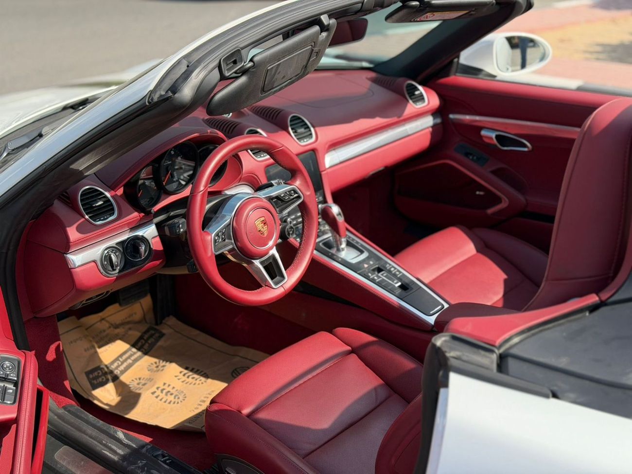 Porsche 718 Boxster Std 2.0L A/T