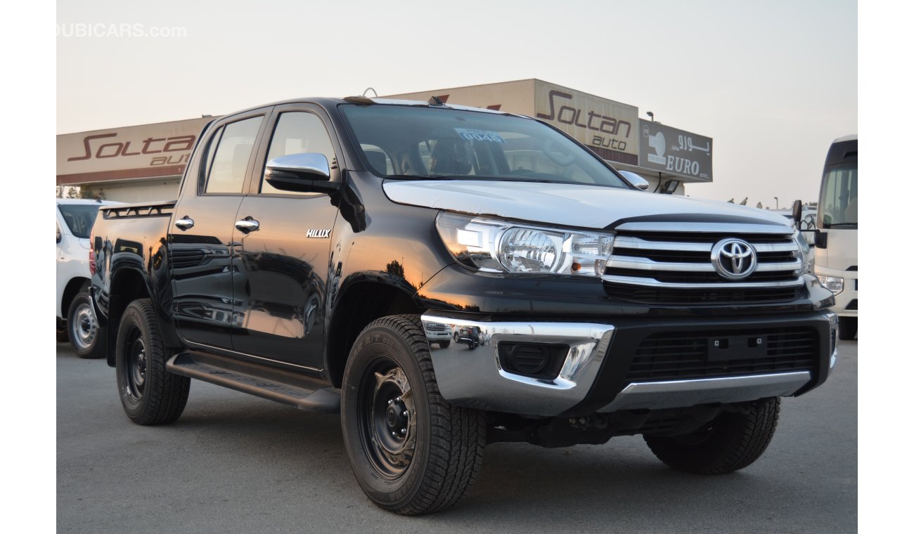 Toyota Hilux PICK UP 2.4L with Chrome Package