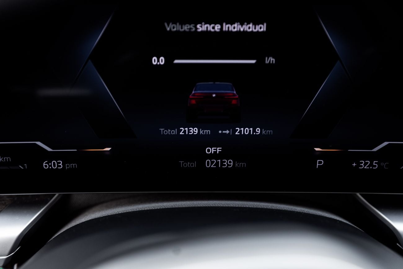 BMW 740i BMW 740i M Sport Individual – 2026 | GCC | Only 2,050 KM | 2 Years Warranty | AED 449,000