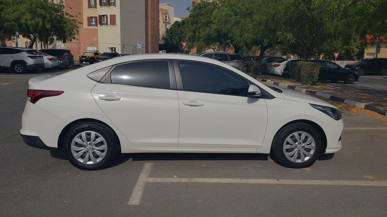 Hyundai Accent GL SMART PLUS