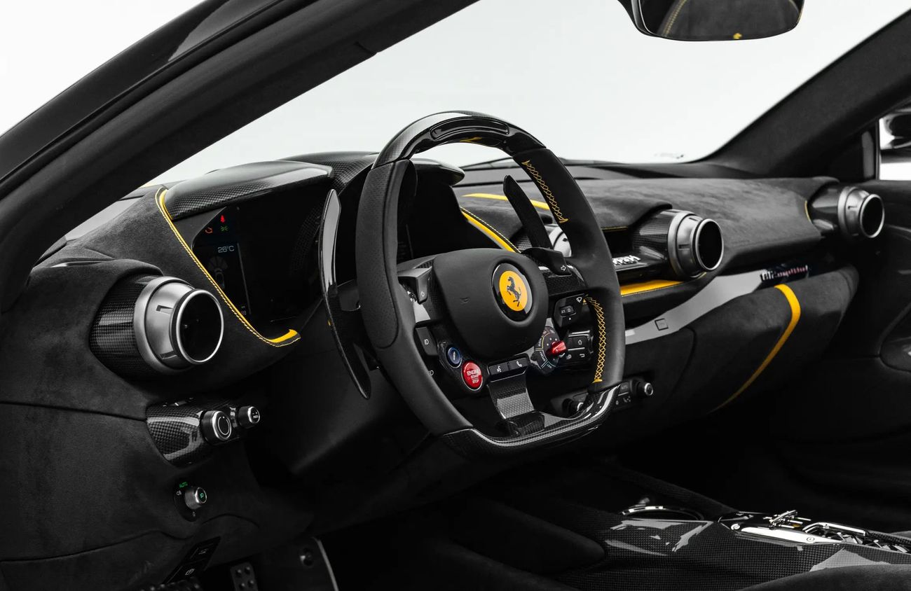 فيراري 812 كومبيتيزون 6.5L V12 Naturally Aspirated Engine