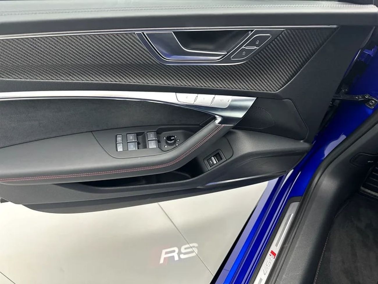 Audi RS7 quattro 4.0L Sportback 600hp Carbon v1