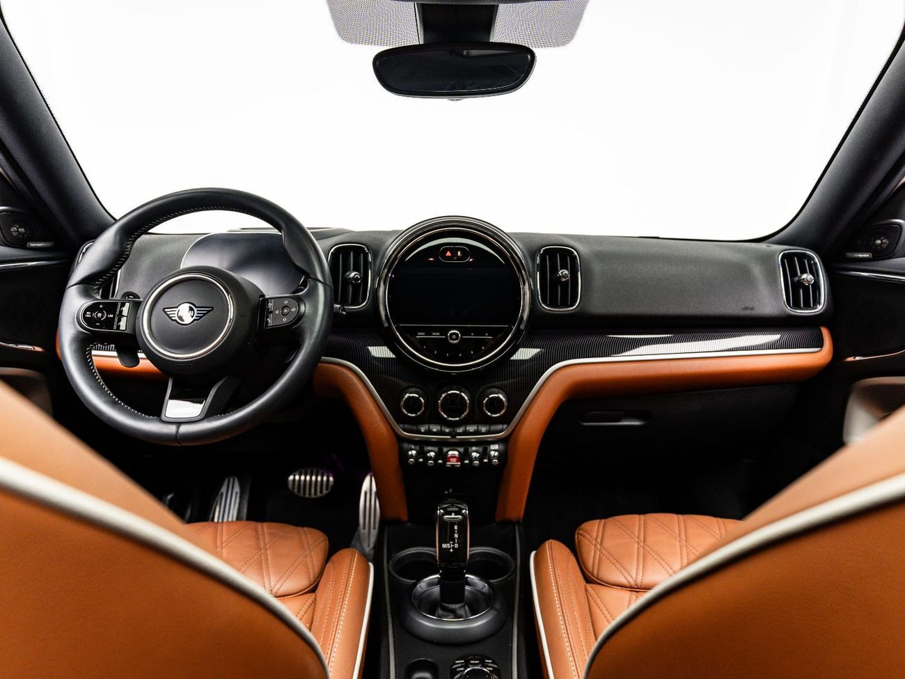 Mini Countryman The BEST Ramadan Offer in the UAE - Limited Time Only, February 2027 Warranty + Service Contract