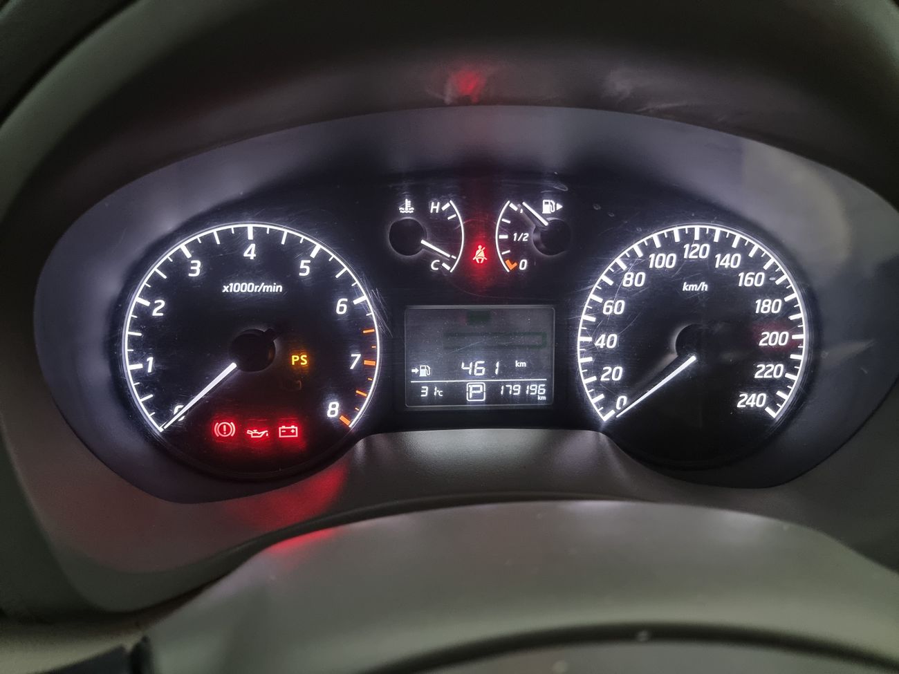 نيسان سنترا