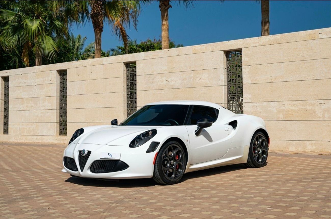 ألفا روميو 4C STD