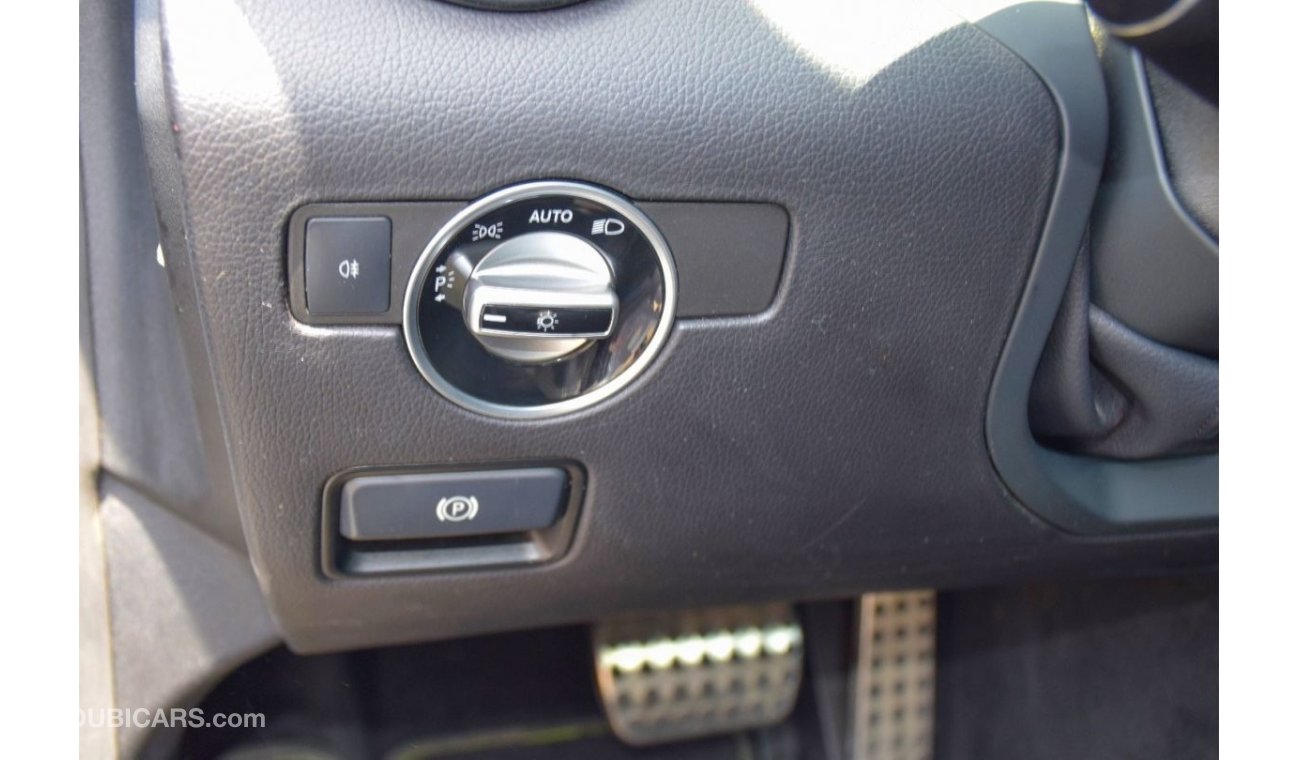 Mercedes-Benz SLK 200 MERCEDES SLK200 CARBON EDITION AMG