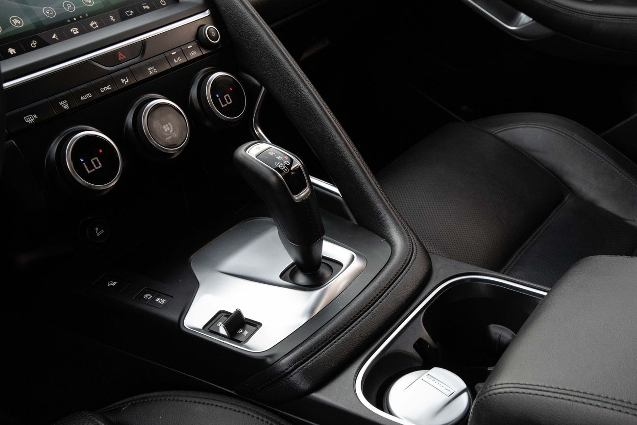 Jaguar E Pace E-Pace S Plus | 1,724 P.M | 0% Downpayment | Agency Service History