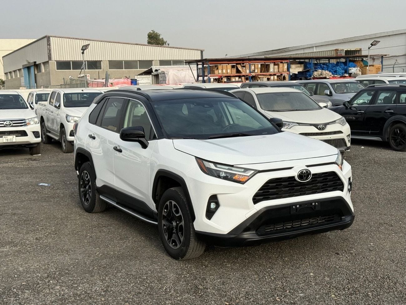 تويوتا راف ٤ XLE 2.5L