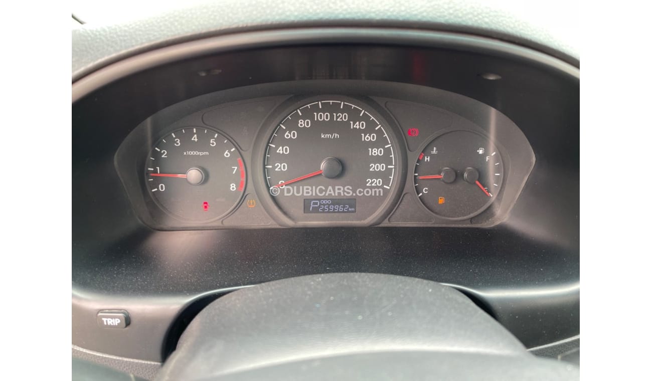 هيونداي H1 ستاريكس HYUNDAI H1 2,5 (GCC SPEC) - 2018- VERY GOOD CONDITION