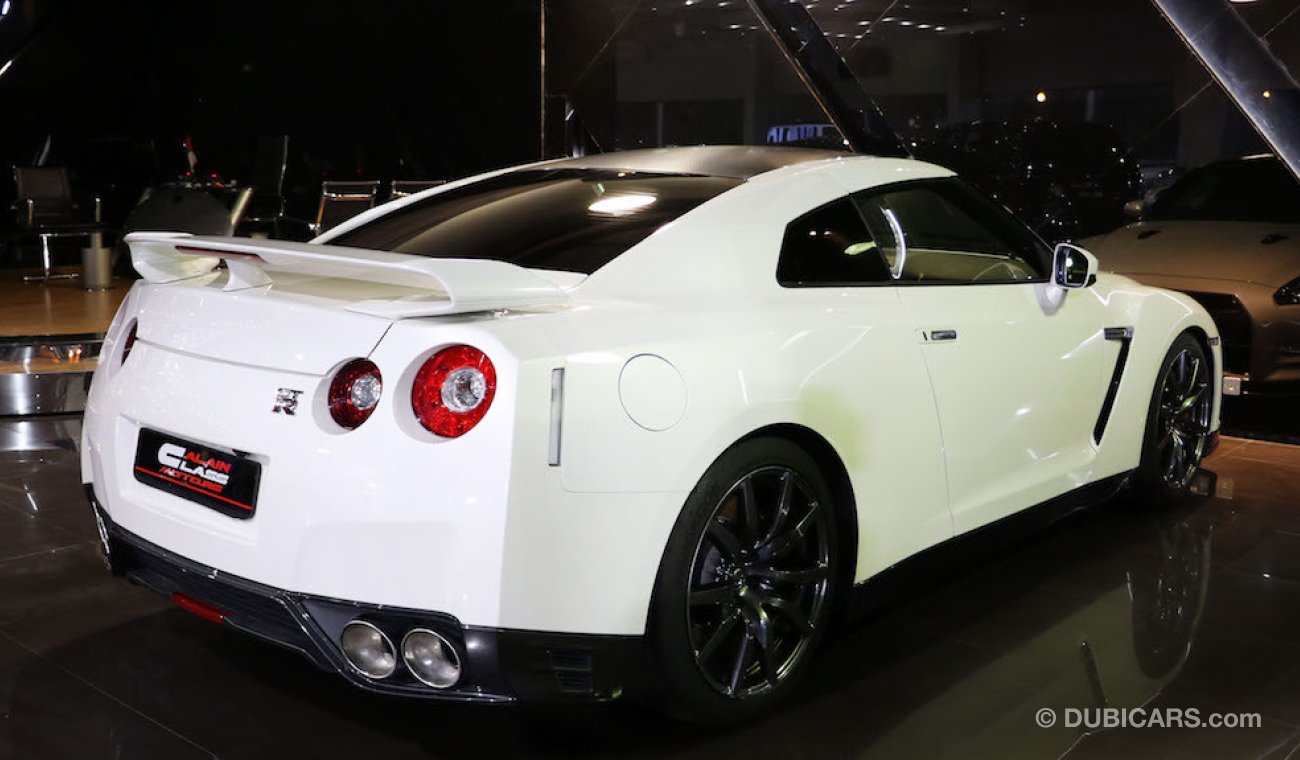 Nissan GT-R