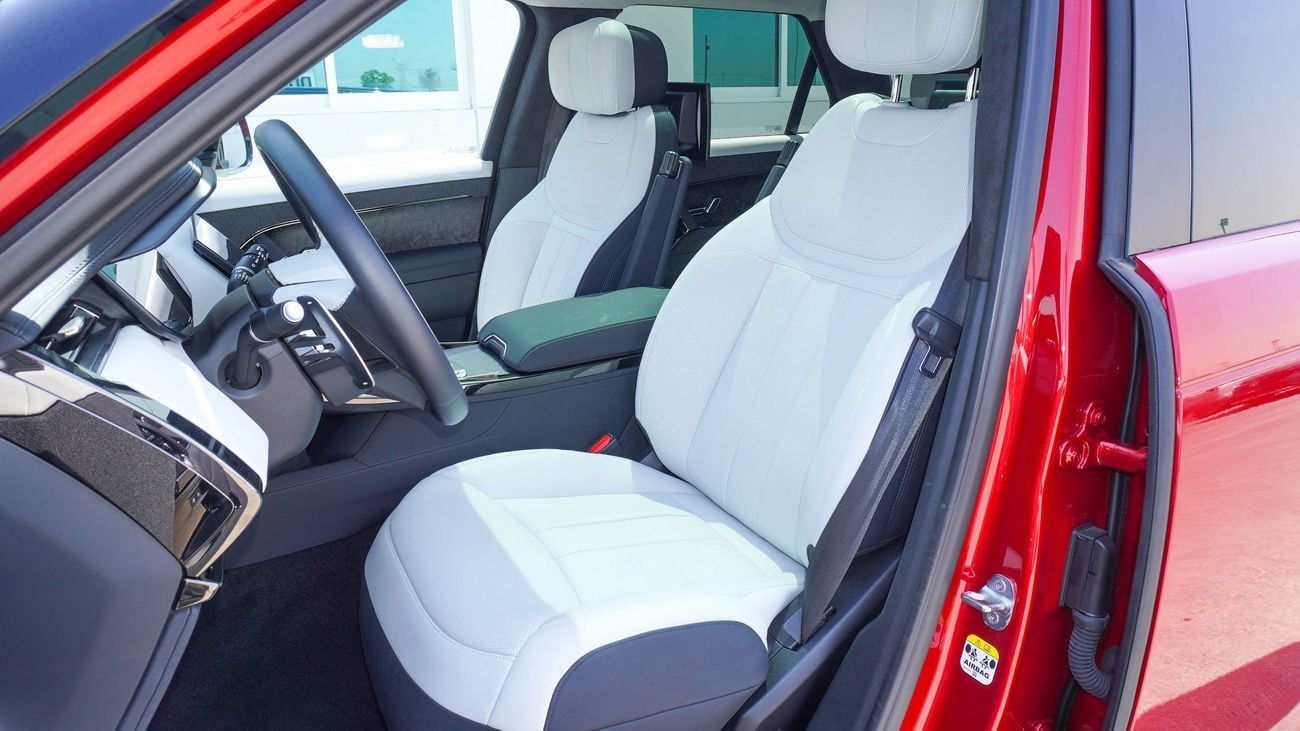 لاند روفر رينج روفر سبورت FIRST EDITION P530