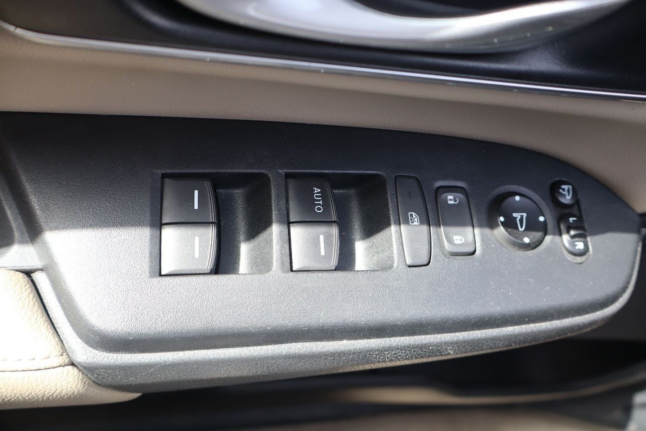 هوندا سي آر في Touring 2.4L (184 HP)