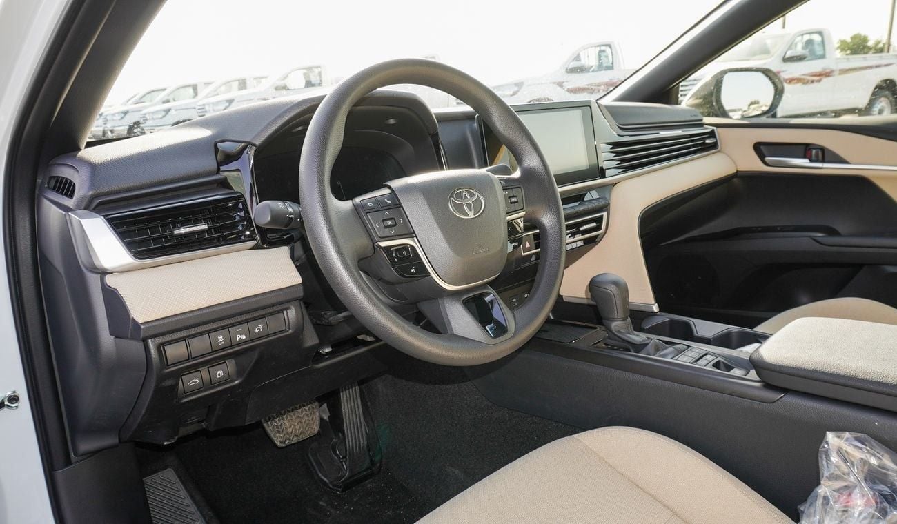 Toyota Camry E HEV E  HEV 2.5L HYBRID