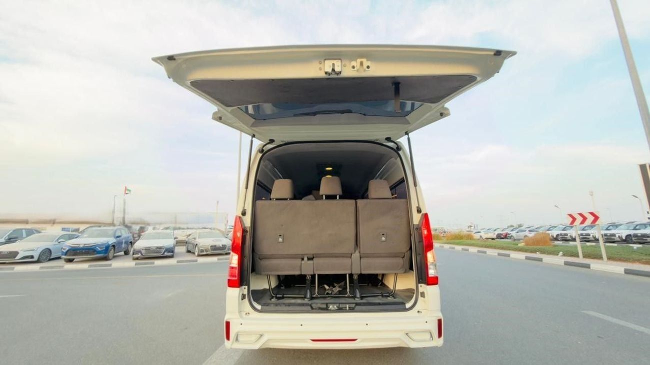 Toyota Hiace 13 SEATER | 2WD | AUTOMATIC TRANSMISISON | 2.8L DIESEL ENGINE | 2024 | RHD