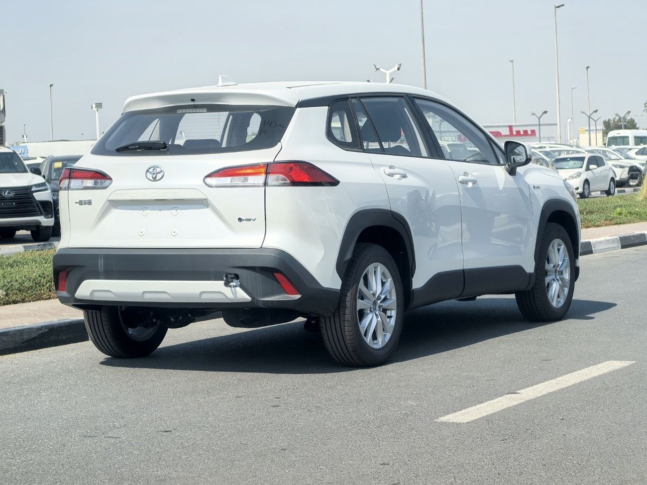 Toyota Corolla Cross 2025 TOYOTA COROLLA CROSS 2.0L HYBRID FULL OPTION (CHINESE SPEC)