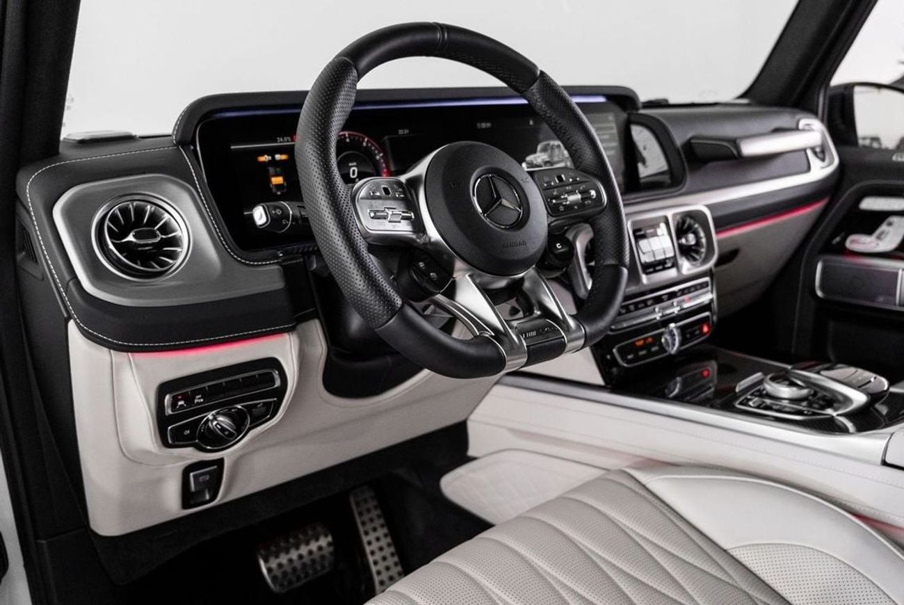 Mercedes-Benz G 63 AMG Mercedes Service History / Japan spec