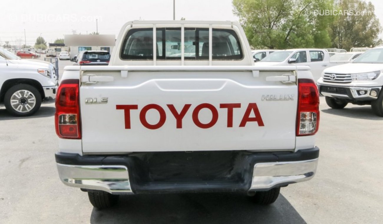 Toyota Hilux - DC 2.4L 4X4 DIESEL, DLS, M/T, 18YM