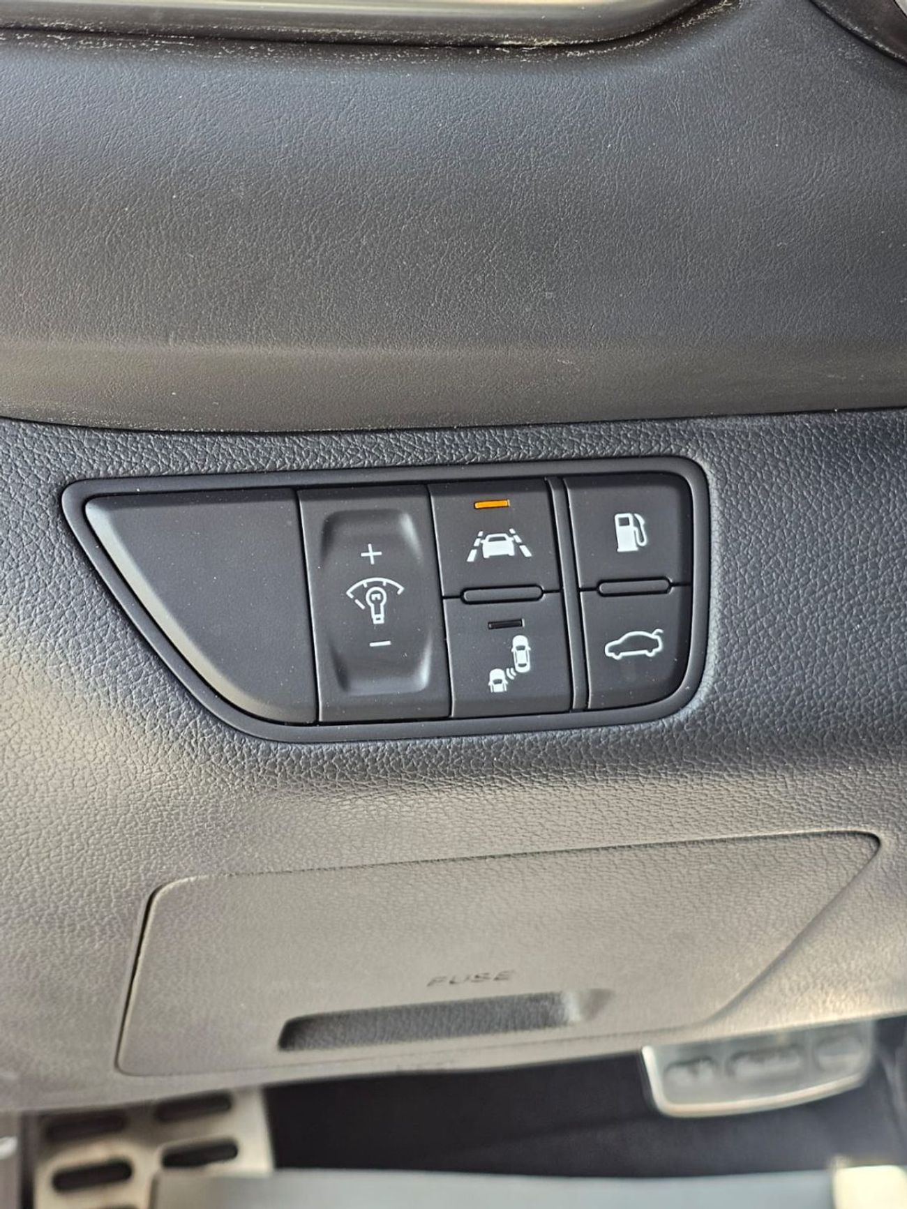 جينيسس G70 Premium 2.0L RWD