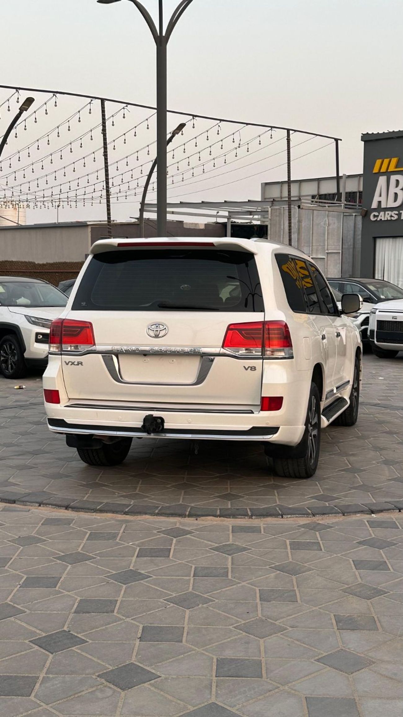 Toyota Land Cruiser GXR 4.6L