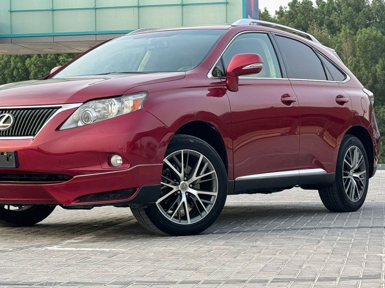 لكزس RX 350 بريمير بحالة ممتازة من الداخل و الخارج