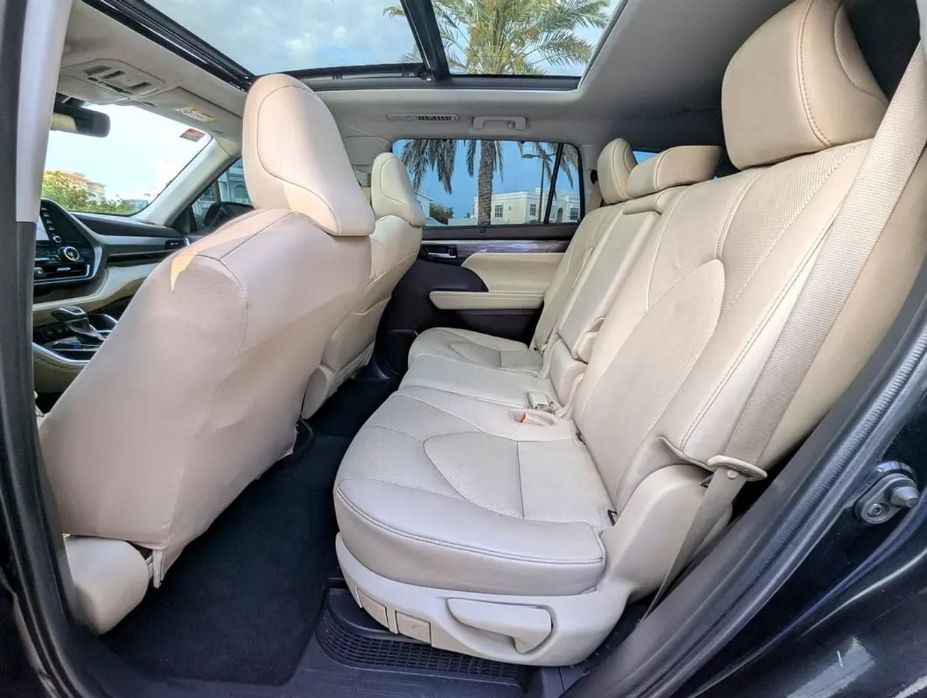 Toyota Highlander VXR Hybrid - GCC Specs - Pristine Condition