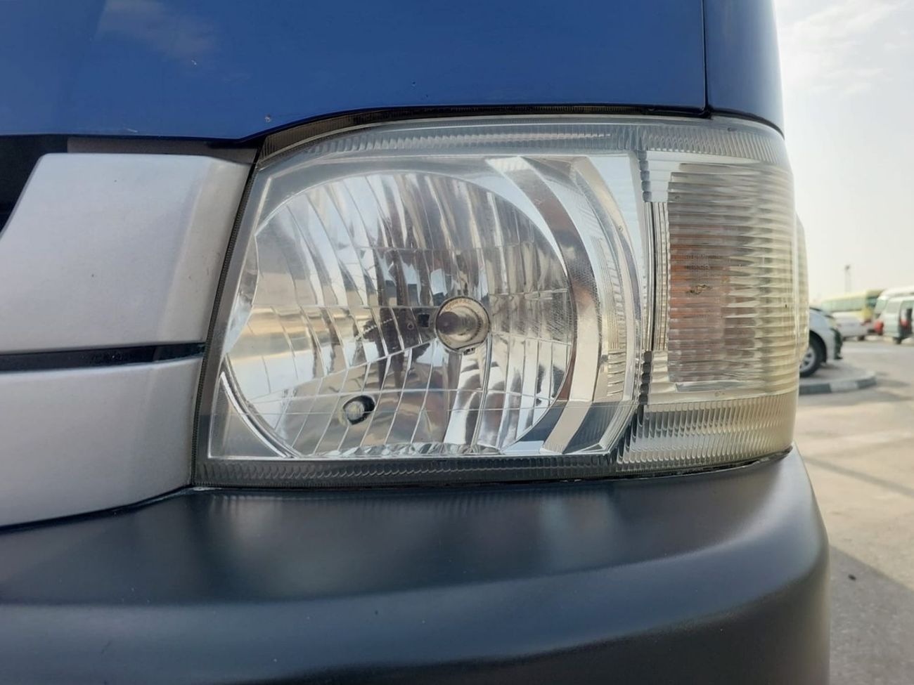 Toyota Hiace TOYOTA HIACE COMMUTER VAN RHD 2008 MODEL 2.7 L PETROL AUTOMATIC(PM013596)