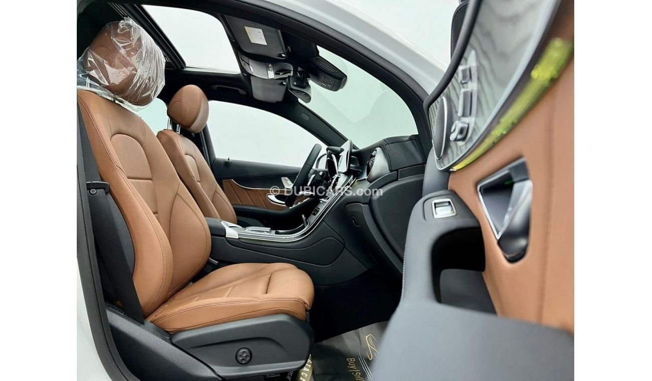 مرسيدس بنز GLC 200 بريميوم * Brand New *2021 Mercedes-Benz GLC200 Coupe AMG, Mercedes Warranty 2027, GCC