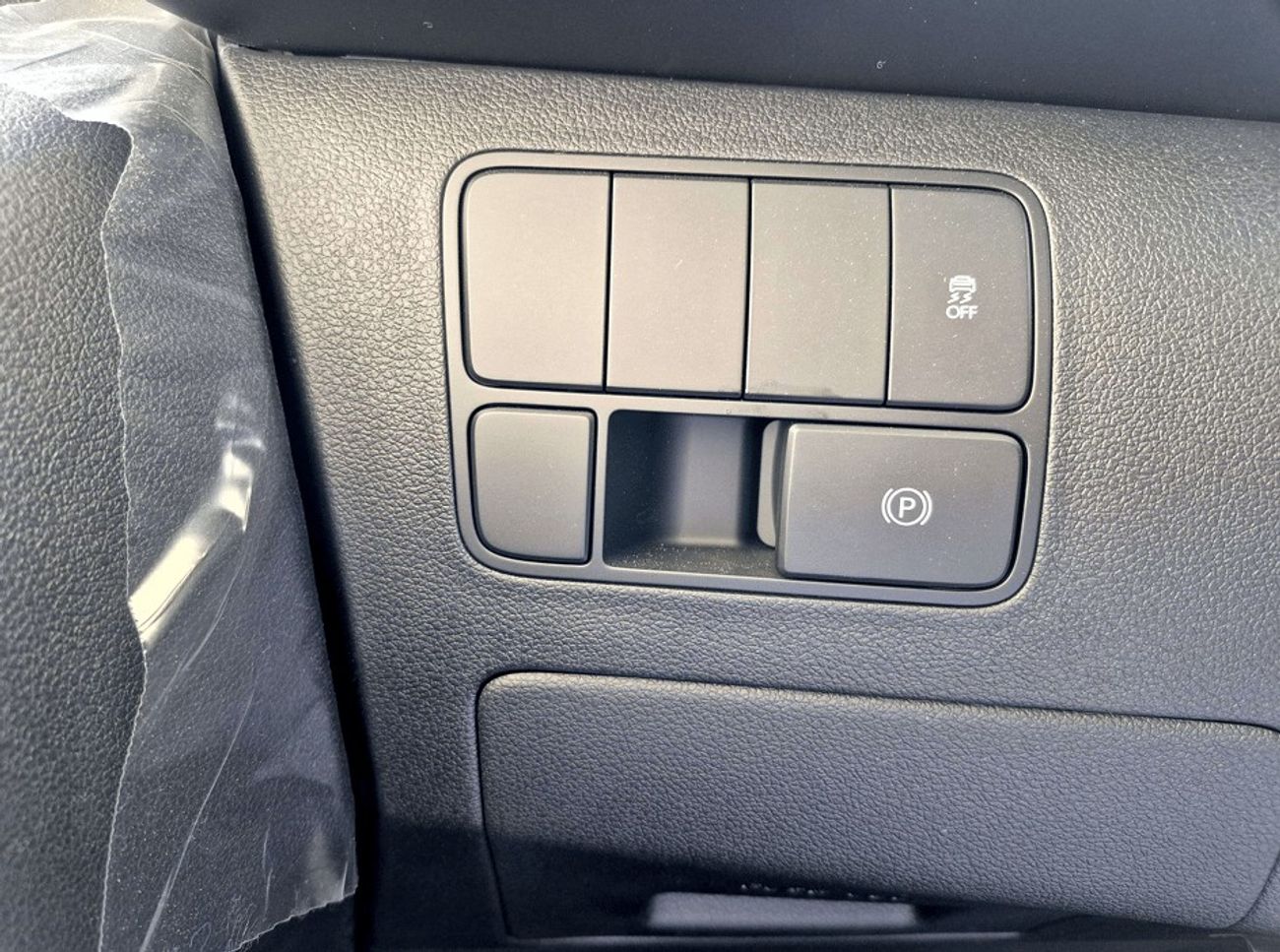 Hyundai Staria 2.2L (US4) 3 SEATER VAN A/T