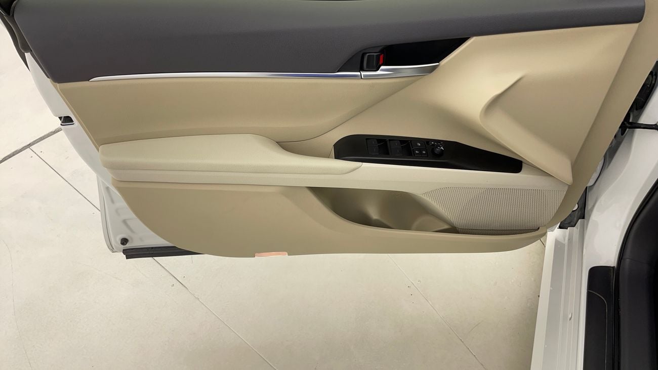 Toyota Camry SE 2.5 | Zero Down Payment | Home Test Drive